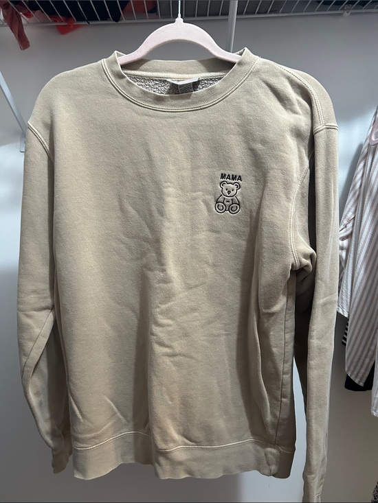 Bloomingdale's Tops - Bloomingdale's Beige 'Mama' Teddy Bear Crewneck Sweatshirt
